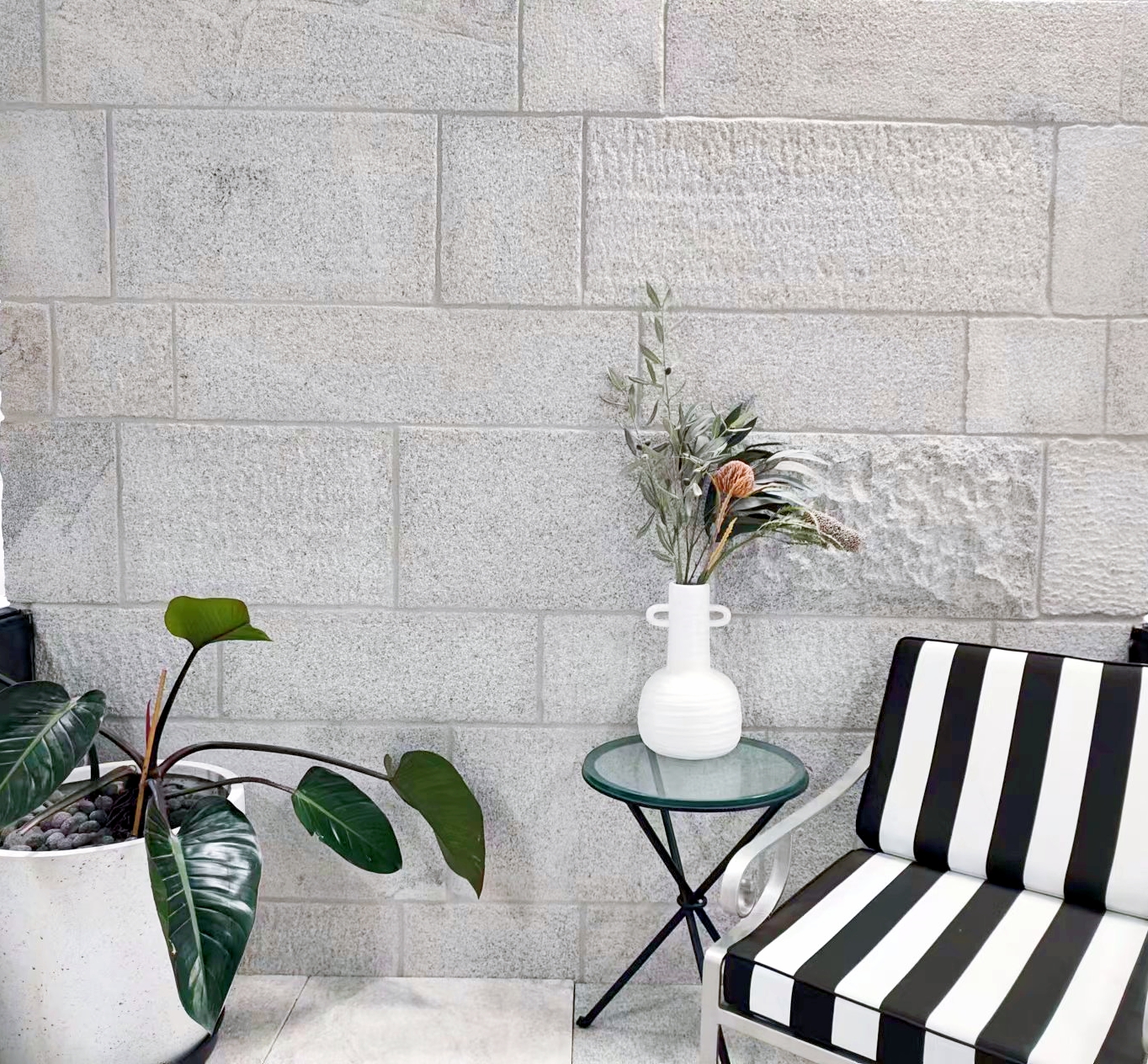 Argent Lodge granite walling close-up detail