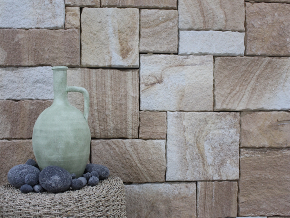 Colonial Ranch sandstone cladding sample rustic wall stone