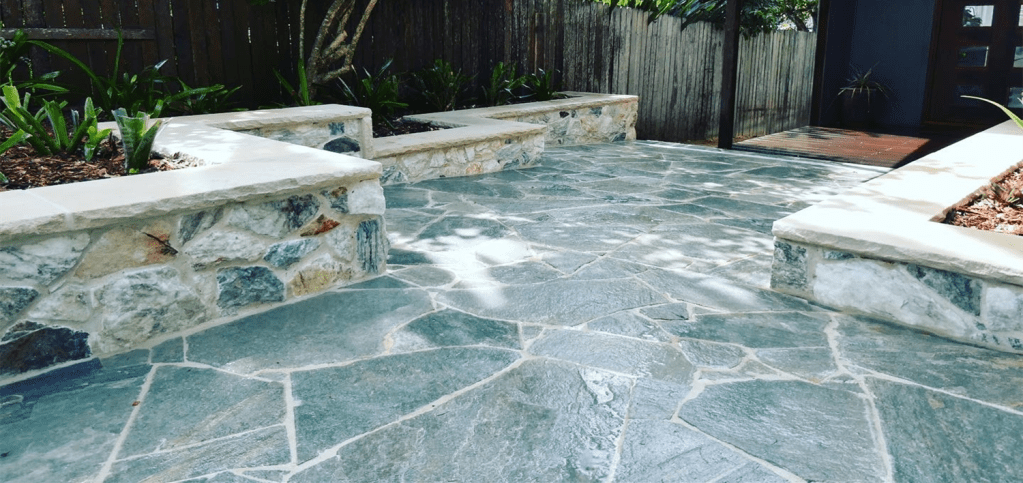 Kimba slate crazy paving with walling stone