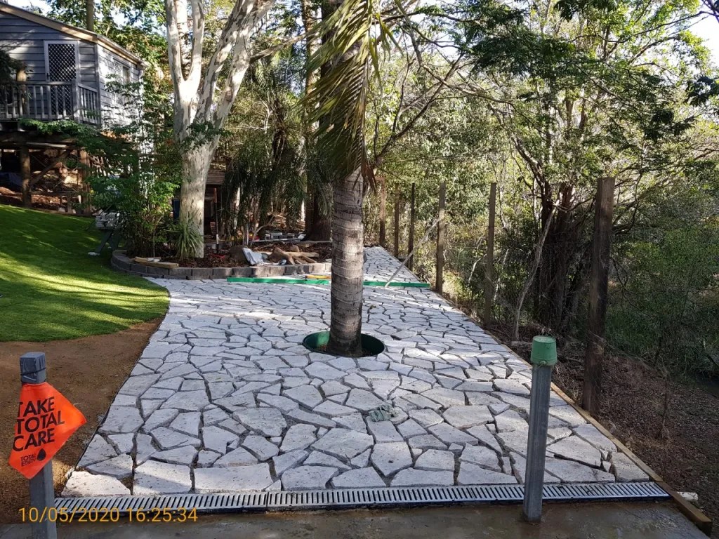 Silver travertine crazy paving outdoor application