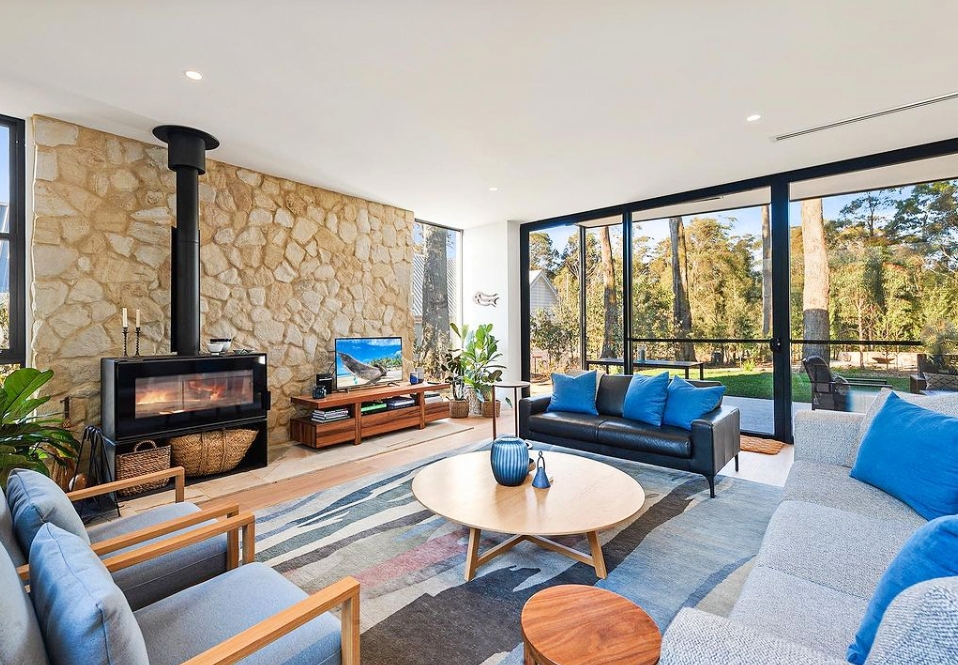 Banded irregular walling interior fireplace feature wall