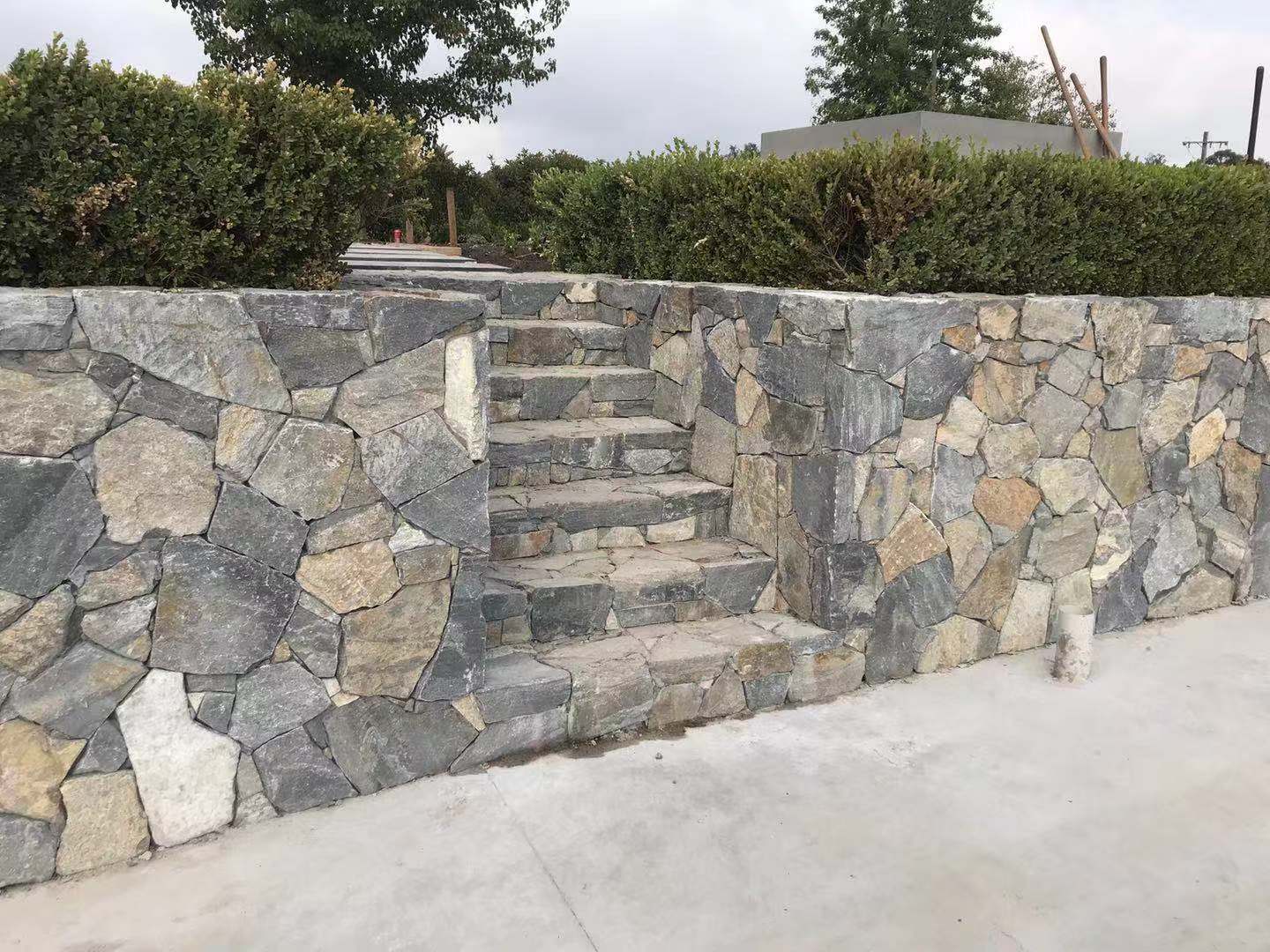Eyre walling stone natural finish