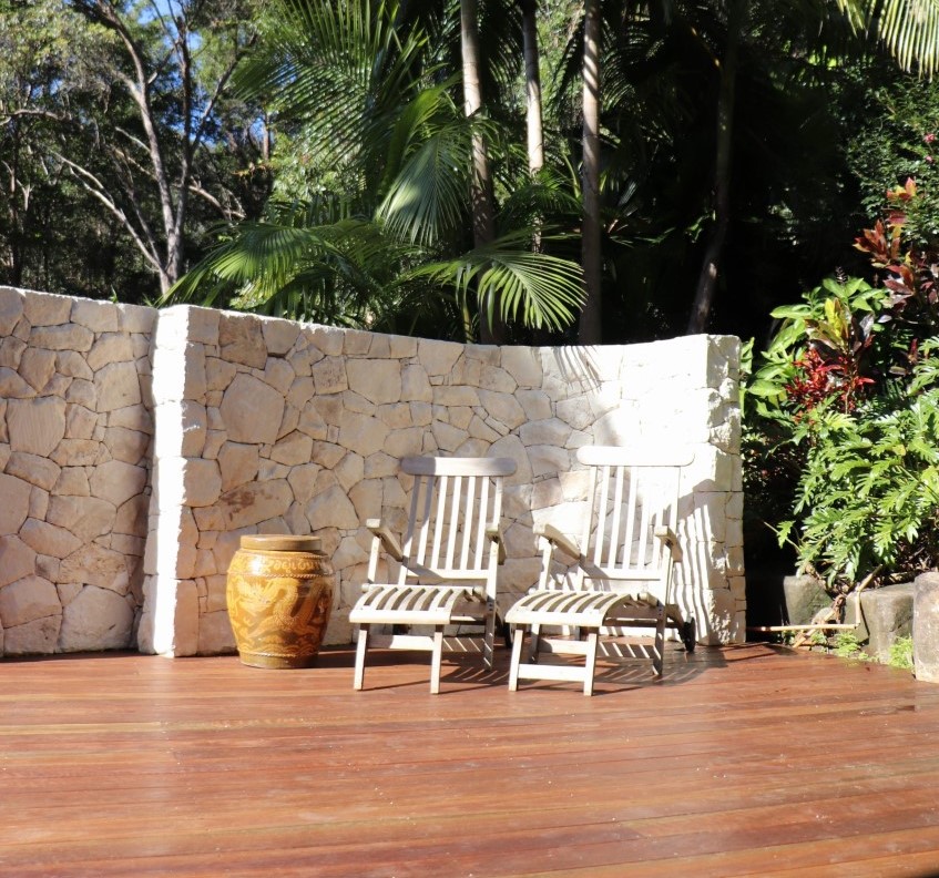 Foster irregular walling residential landscape project