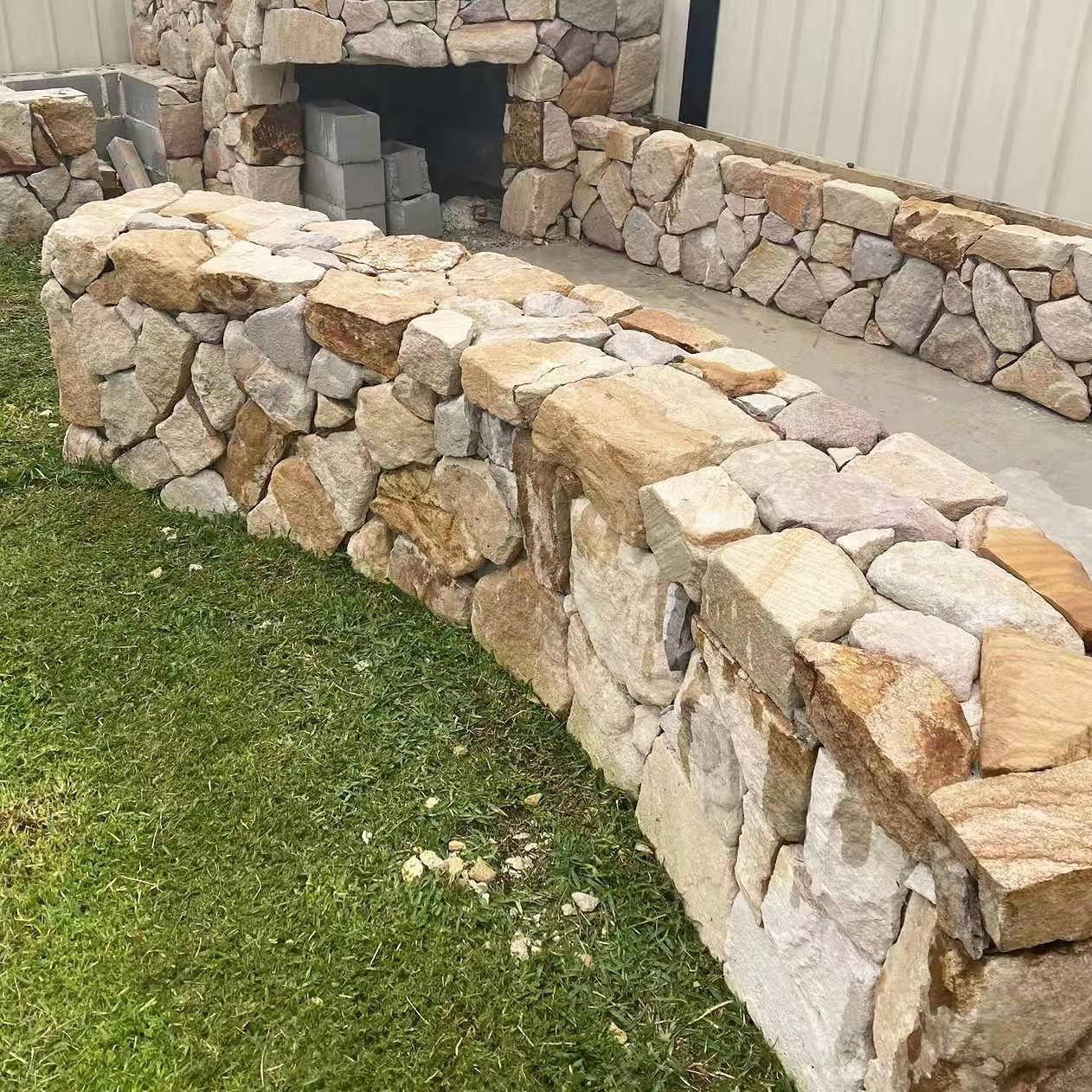 Loxton irregular sandstone cladding stone detail