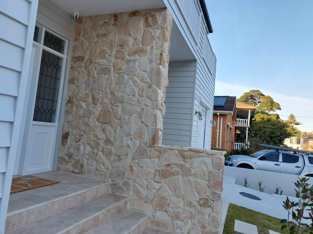 Loxton irregular sandstone walling residential entry