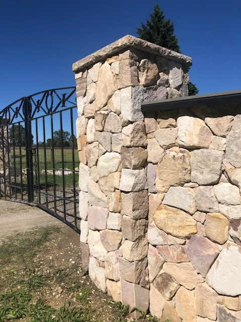 Ranch irregular walling rotated stone detail