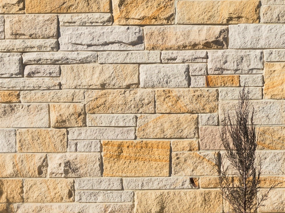 Kirra Banded split face stone cladding close-up