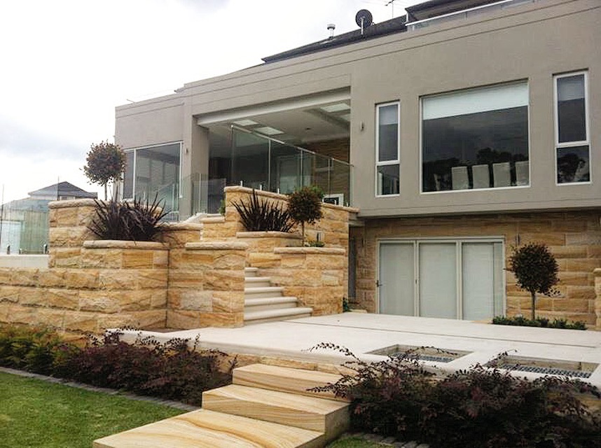 Rockfaced Banded sandstone cladding heritage style