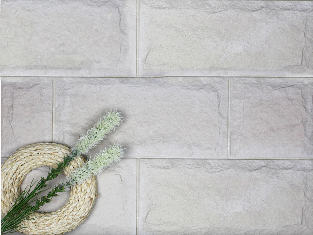 Rockfaced Foster sandstone walling showroom display