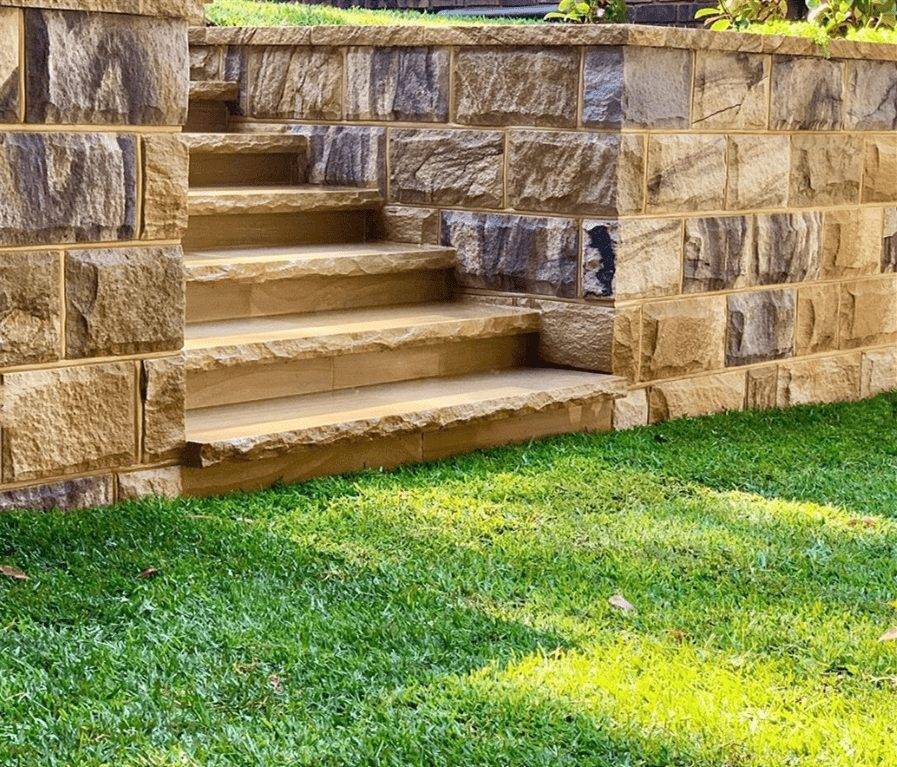 Rockfaced Ranch sandstone cladding rustic wall stone Brisbane