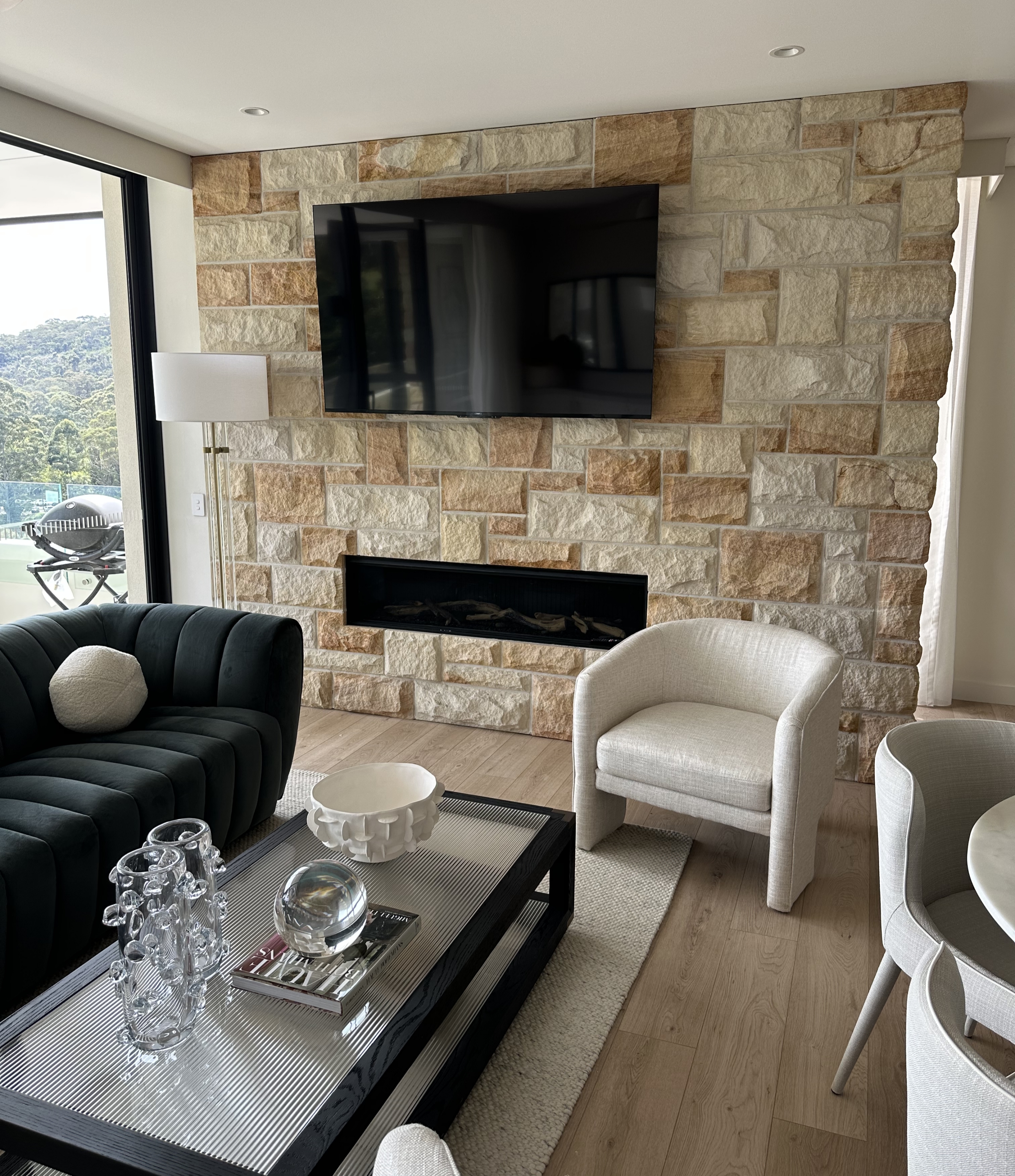 Rockfaced Ranch sandstone fireplace feature wall